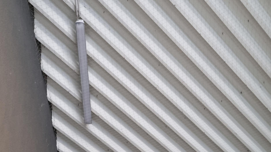 Snemljive mreže zaščita pred golobi in drugimi pticami